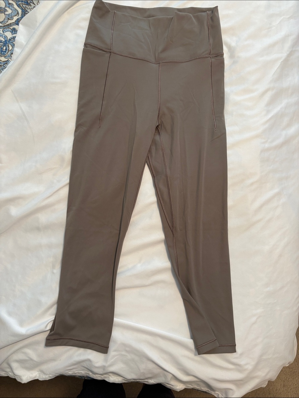 Calia High-Rise Seam Pocket Active Leggings - Taupe